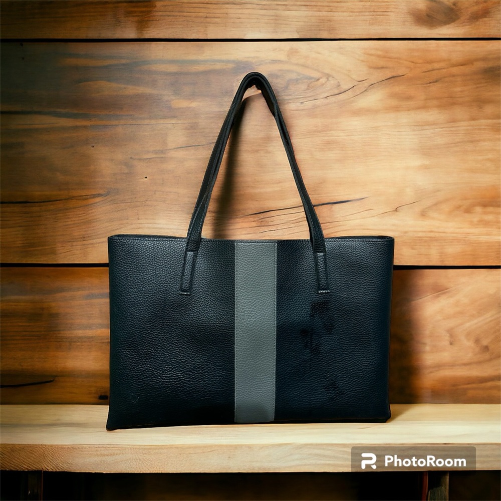 Vince Camuto pebble leather tote